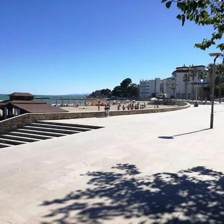 Atico Primer Linea De Mar Con Piscina En Ebrehogar Appartement *
